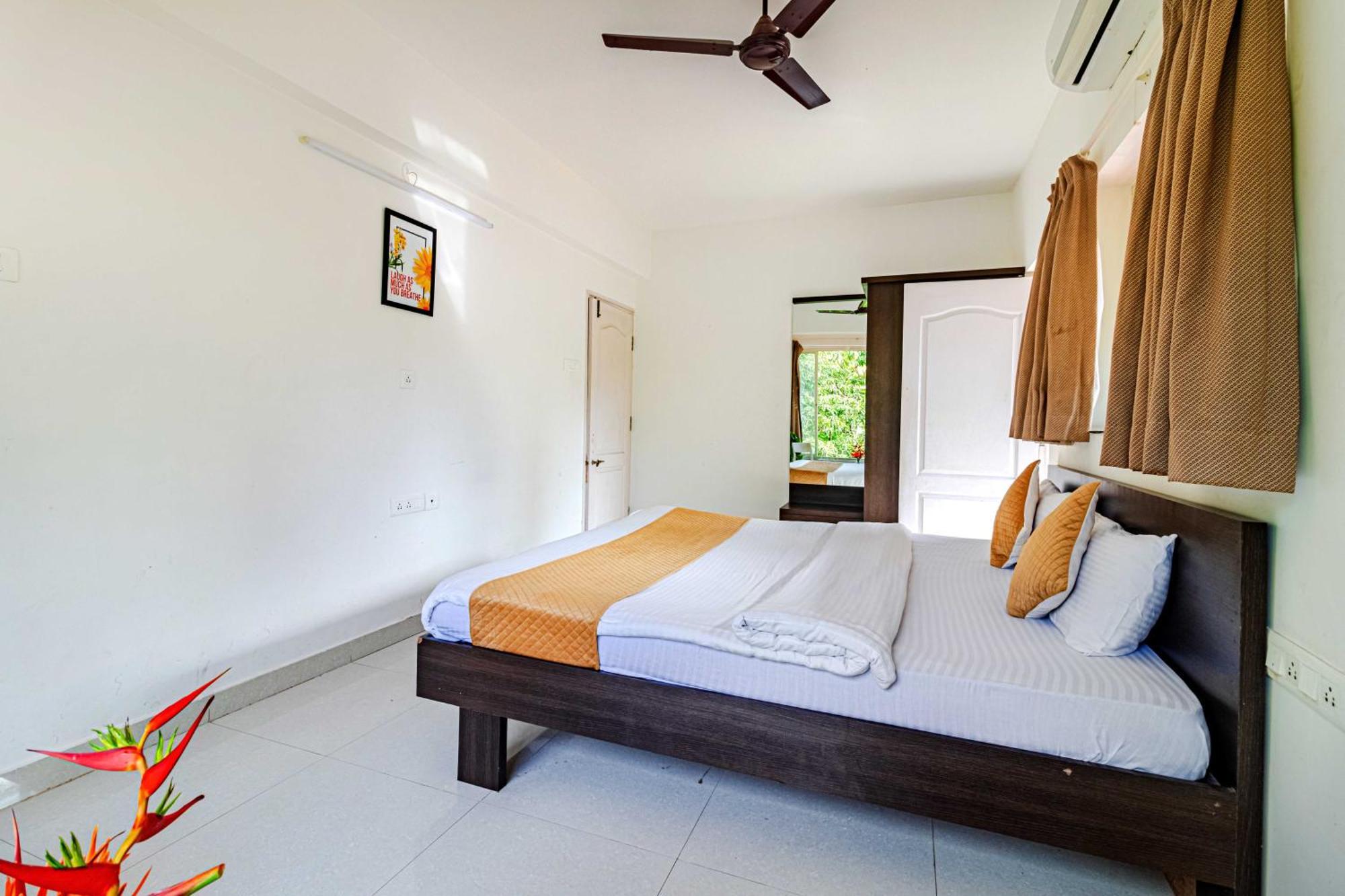 4Bhk Sparkling Apartment Near Beach Pool & Bar 2Bhkx2 바가토르 외부 사진