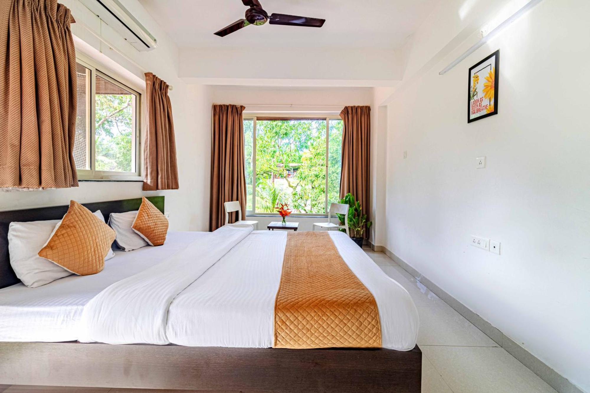 4Bhk Sparkling Apartment Near Beach Pool & Bar 2Bhkx2 바가토르 외부 사진
