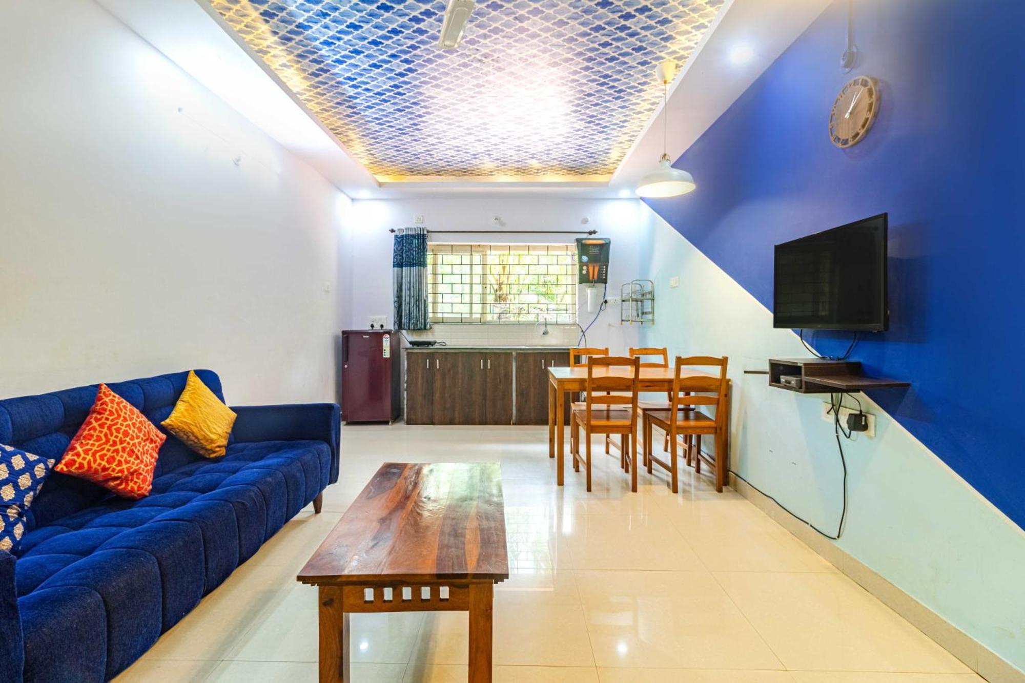 4Bhk Sparkling Apartment Near Beach Pool & Bar 2Bhkx2 바가토르 객실 사진