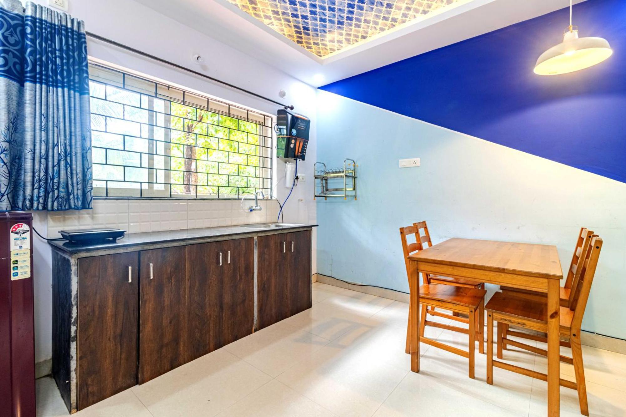 4Bhk Sparkling Apartment Near Beach Pool & Bar 2Bhkx2 바가토르 객실 사진