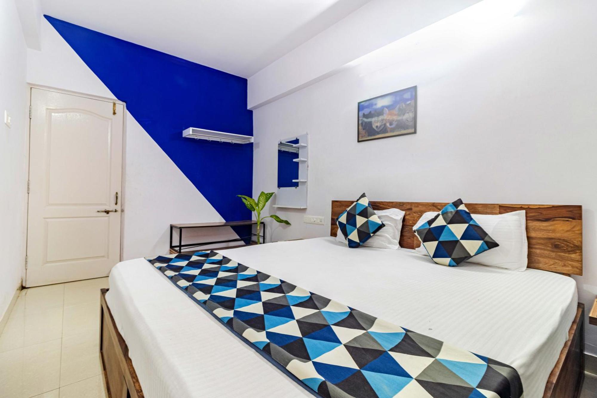 4Bhk Sparkling Apartment Near Beach Pool & Bar 2Bhkx2 바가토르 외부 사진